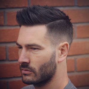Business haircut with hard Part