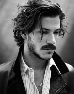 mens wavy hairstyles