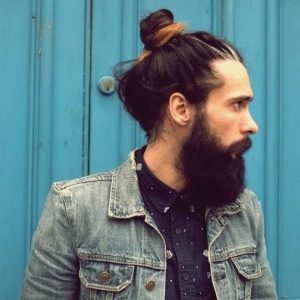 man bun hair