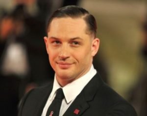 vintage side parted style